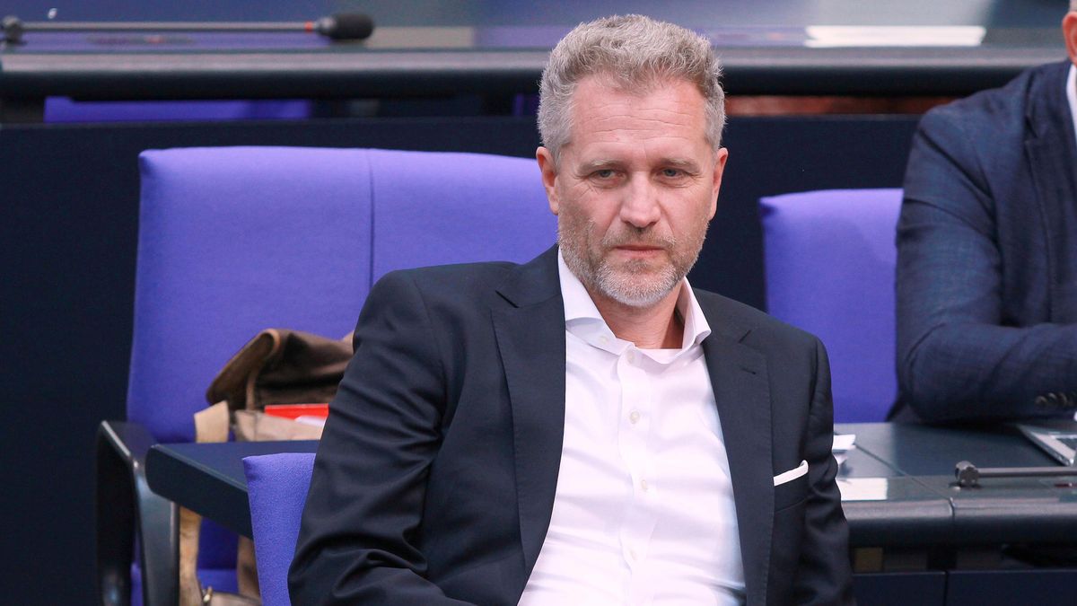 Petr Bystron: AfD-Politiker verteidigt sich mit Kunstfreiheit gegen Vorwürfe