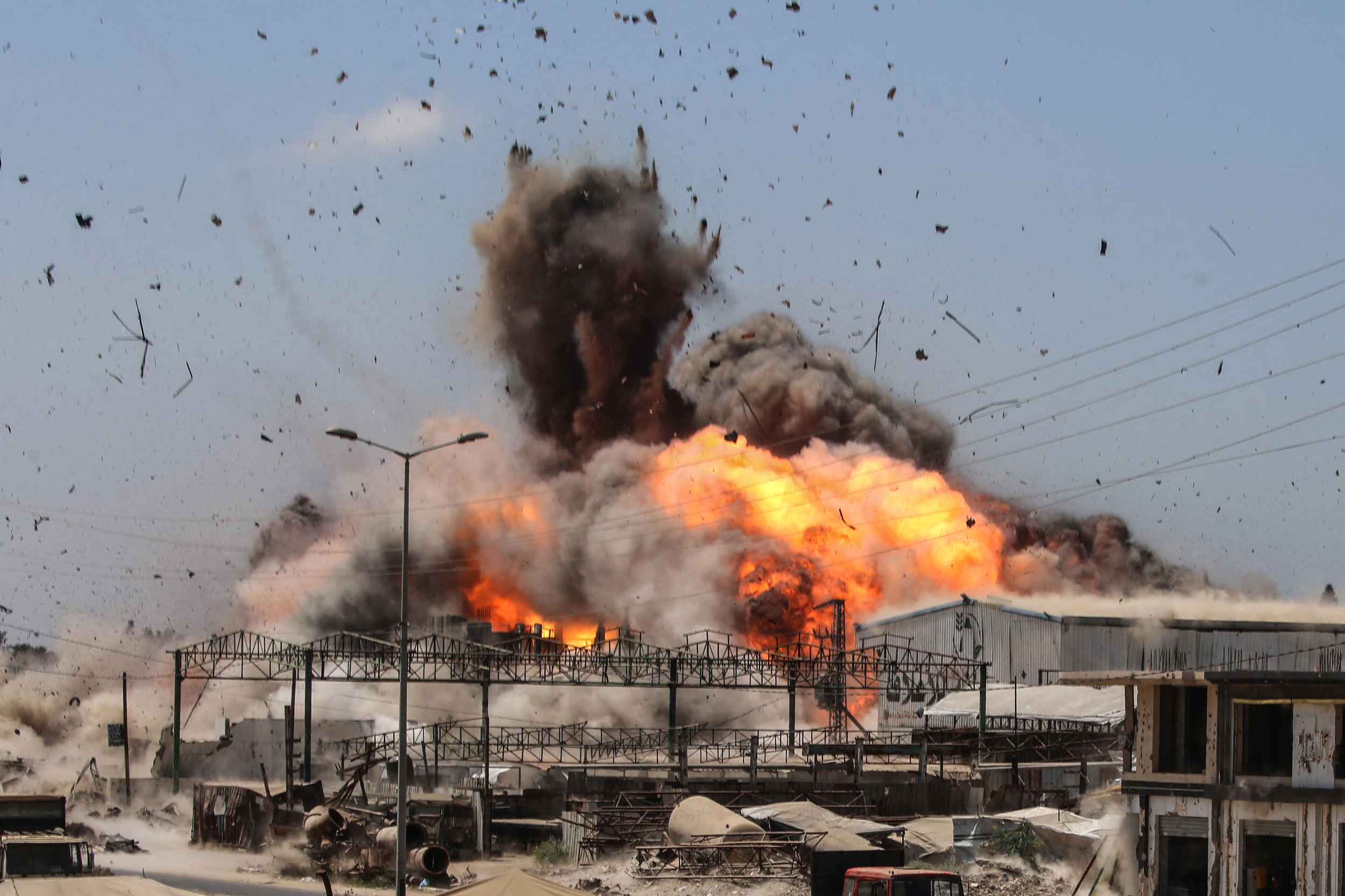 Kites , Strikes and a Stalled Disarmament : How Gaza Ceasefire Is Being Tested From Every Direction