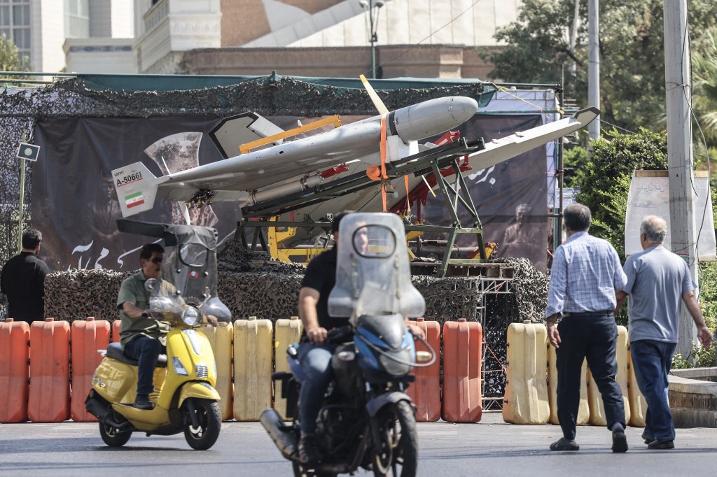 Iraq given US exemption for Iranian flights to and from holy city