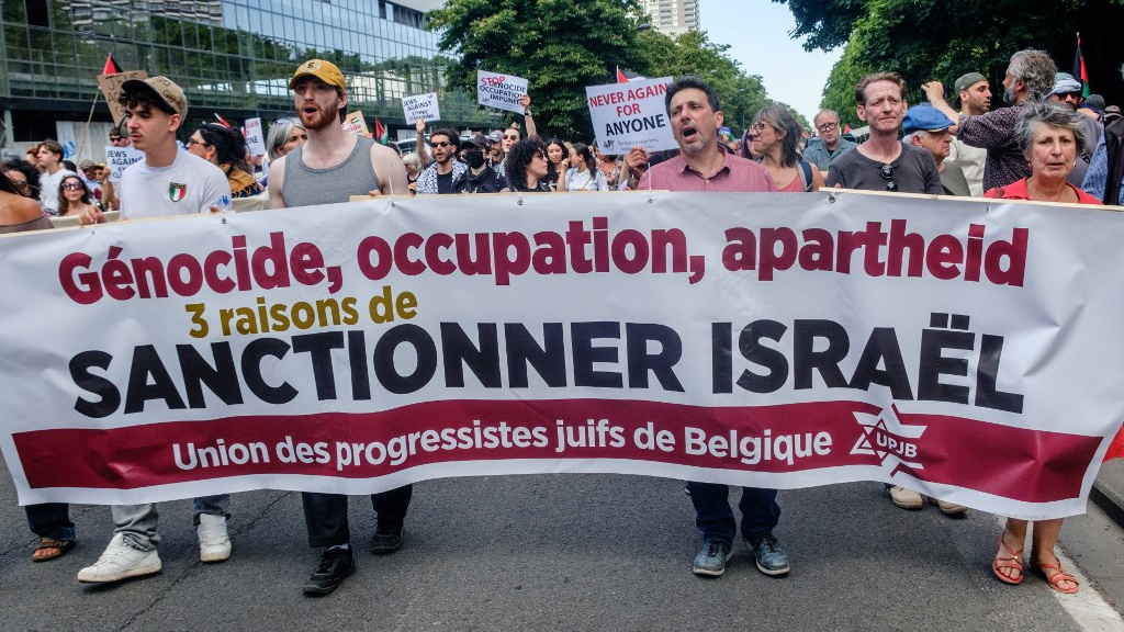 UK settlement trade ban offers a lifeline to Palestine, and to an Israel on the brink