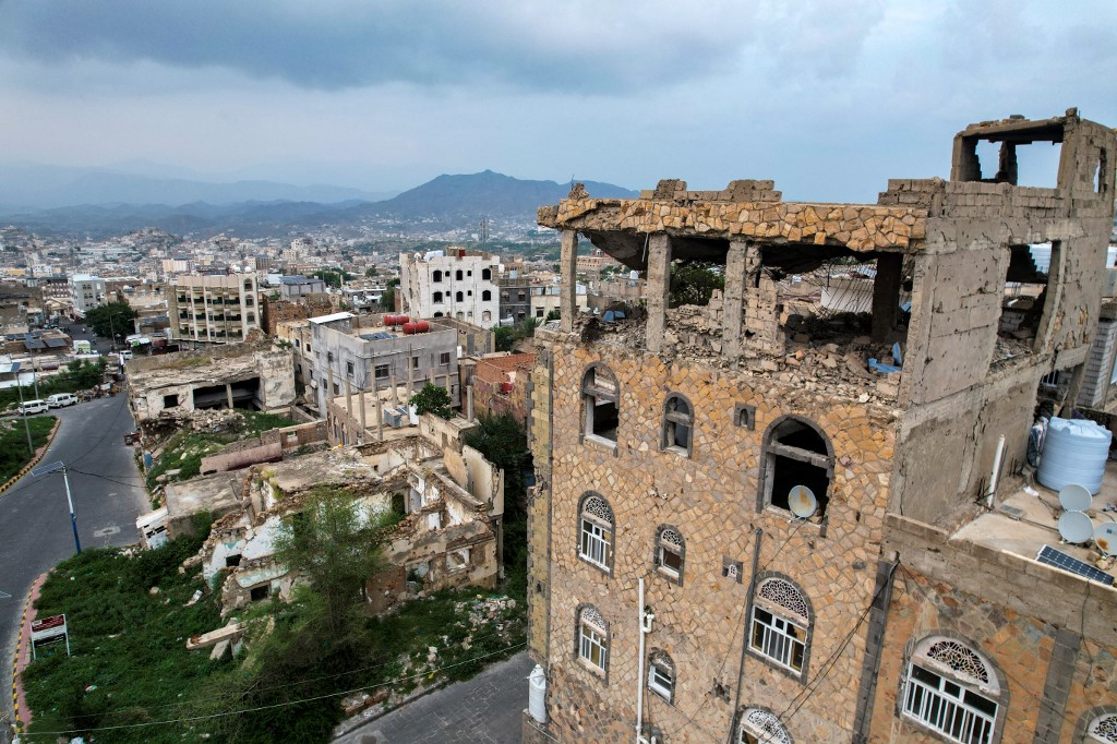 US sanctions three persons, two charities over alleged Hamas funding